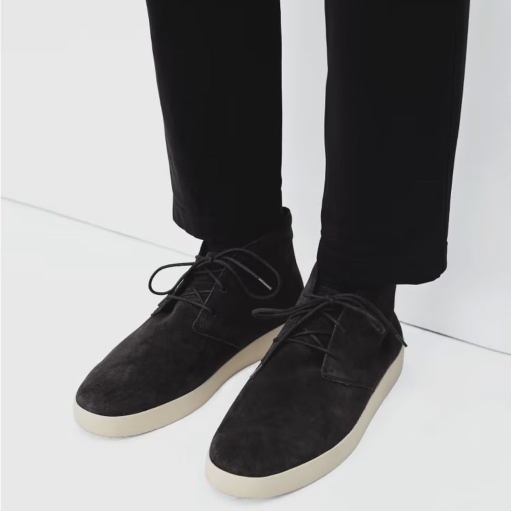 NWT Everlane The Desert Boot in Black Suede